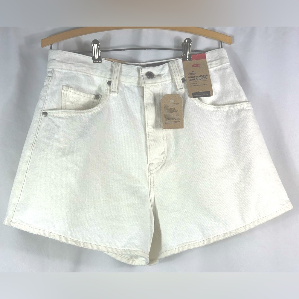 LEVI'S WHITE DENIM HIGH WAIST MOM SHORTS - Picture 7 of 9